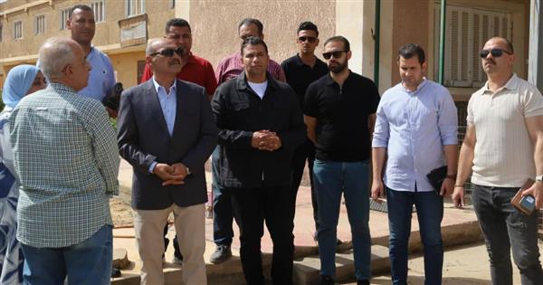 محافظ السويس يتفقد جمعية ومدرسة الشبان المسلمين