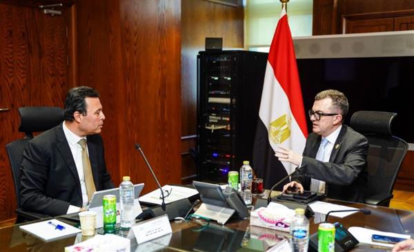 وزير التخطيط  ورئيس"التعبئة والإحصاء" يبحثان الاستعدادات النهائية للتعداد العام 2027