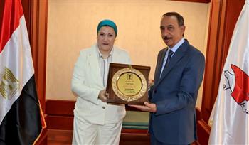  محافظ سوهاج ورئيسة "القومي للطفولة والأمومة" يفتتحان مقر فرع المجلس بالمحافظة