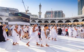   حكم لبس الحذاء الطبي للمحرم المعاق.. الإفتاء توضح