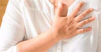 ألم الصدر ليس دائما من القلب.. اعرف الأسباب الحقيقية