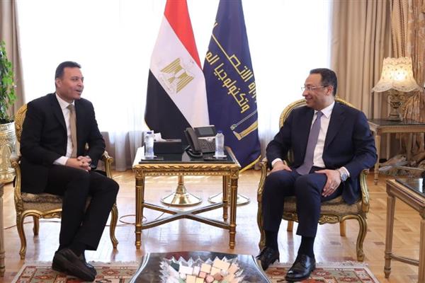 وزير الاتصالات يبحث مع رئيس "الإحصاء" التعاون في تنفيذ تعداد للسكان والإسكان