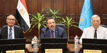   جامعة الإسكندرية تناقش انتظام أعمال امتحانات الفصل الدراسي الثاني و التحول الرقمي