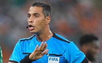   أمين عمر حكمًا لمباراة الأهلي والمصري في الجولة الأخيرة بالدوري