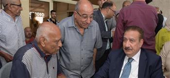محافظ بورسعيد يدعم كبار السن بفعاليات ترفيهية