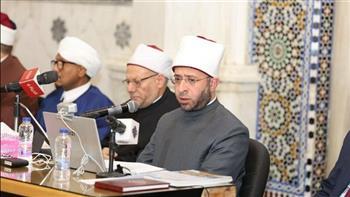 وزير الأوقاف: بر الوالدين باب الأمان والنجاة.. والعلم يصنع الوعي ويهذب العقل