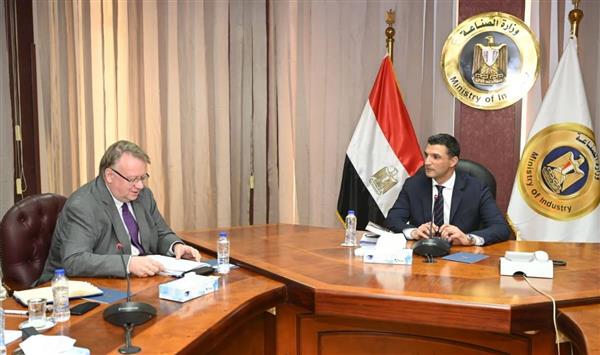هاشم: العنصر البشري ضمن 6 ركائز تقوم عليها استراتيجية الصناعة المصرية 2030