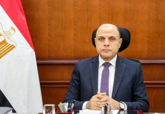 محافظ الغربية: حملات تموينية تضبط مصنع زيوت سيارات و45 طن زيوت مجهولة المصدر