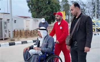  الهلال الأحمر المصري يستقبل الدفعة الـ42 من المصابين الفلسطينيين