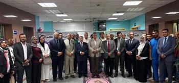   محافظ قنا ورئيس جامعة قنا يفتتحان وحدة عناية جديدة بمستشفى المعبر الجامعي