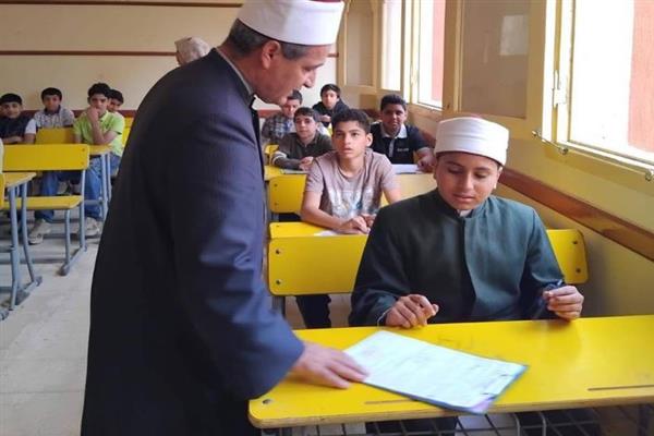 متابعة ميدانية لامتحانات النقل الإعدادي بمعاهد الغربية الأزهرية