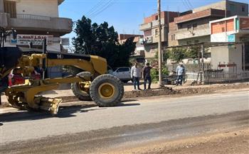   محافظ الغربية يتابع أعمال توسعة وتمهيد الطريق الزراعي بكفر الزيات