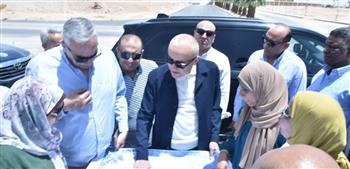   محافظ الأقصر يتفقد مشروعات مدينة الشمس وطيبة الجديدة لتعظيم موارد المحافظة
