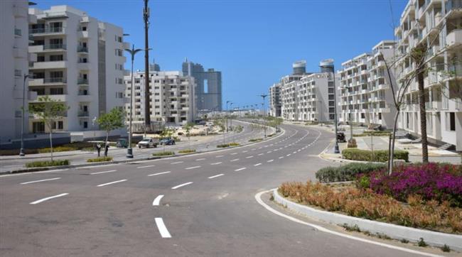 رئيس جهاز العلمين الجديدة يتابع أعمال رفع كفاءة الطرق والمحاور الرئيسية