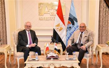   رئيس الهيئة العربية للتصنيع يبحث مع سفير بولندا تعزيز الشراكة والاستثمار في مجالات التصنيع 