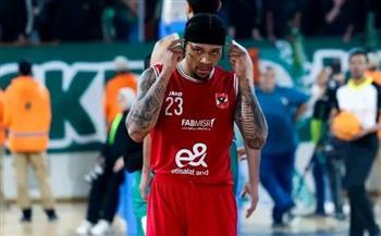 سرقة مقتنيات زاك لوفتون لاعب سلة الأهلي في رواندا