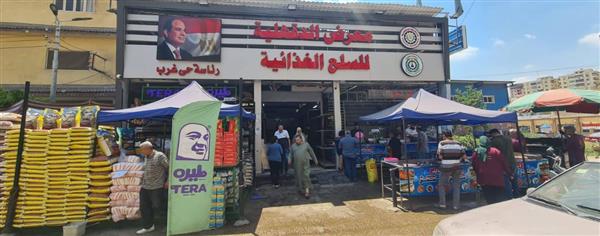 محافظ الدقهلية: توفير سلع أساسية بأسعار مخفضة بالمعرض الدائم