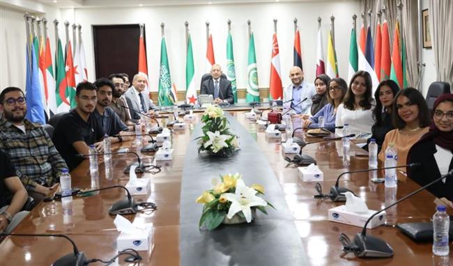 الأكاديمية العربية تستضيف وفدًا أكاديميًا من جامعة الأعمال والتكنولوجيا بجدة