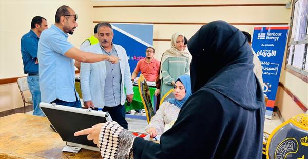 محافظ كفر الشيخ يتابع قافلة عيون طبية مجانية بالرياض