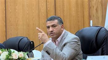   محافظ قنا يشدد على الرقابة على الجمعيات وصرف الأسمدة المدعمة
