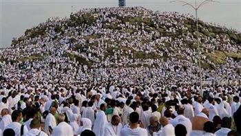   وزير السياحة يتابع أحوال الحجاج والاطمئنان على جاهزية تصعيدهم لعرفات