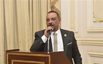  أحمد حافظ يتقدم بمقترح تنفيذيً لتطوير مدينة السلام 1,2 لدعم خدماتها بالتنسيق مع محافظة السويس
