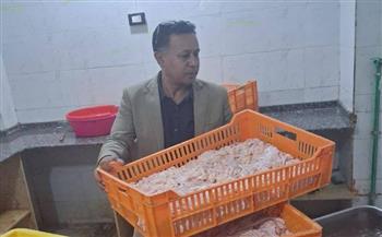   تموين الإسماعيلية يضبط 2 طن دجاج فاسد وطن دقيق مدعم قبل تداوله بالأسواق