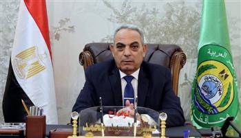   استعدادًا لعيد الأضحى.. محافظ الإسماعيلية يتابع استعدادات مديرية الشئون الصحية بالمحافظة