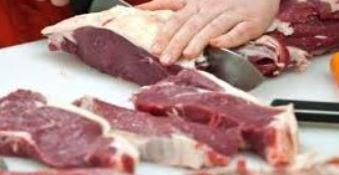   كيف نتعامل مع اللحوم بطريقة آمنة خلال عيد الأضحى؟