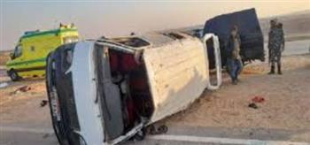   إصابة 14 شخصًا في تصادم قرب بوابة الكريمات على الطريق الصحراوي بالجيزة