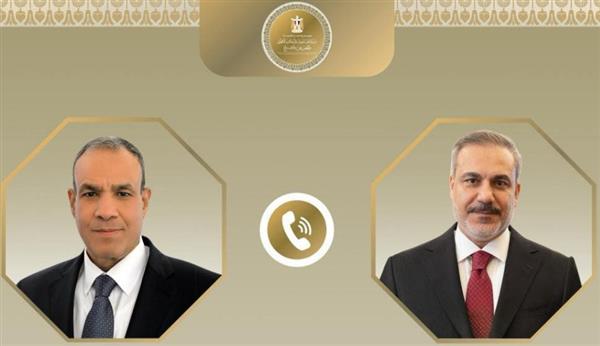وزير الخارجية يبحث هاتفيا مع نظيره التركي جهود خفض التصعيد الإقليمي