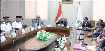   محافظ الوادي الجديد تتابع خطة الاستعدادات النهائية لعيد الأضحى