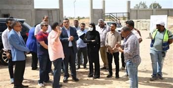  محافظ قنا يتفقد مشروع شادر الأربعين ويوجه بسرعة إنهاء الأعمال