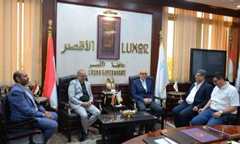   وفد الكنيسة الإنجيلية يهنئ محافظ الأقصر بعيد الأضحى