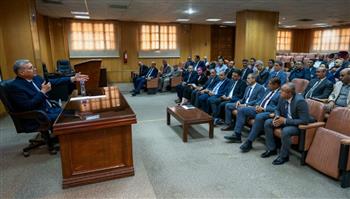   وزير البترول يبحث سبل الارتقاء بمكانة مصر في المؤشرات العالمية للاستثمار التعديني