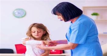   نقص الكالسيوم عند الأطفال.. علامات صامتة قد تؤثر على النمو والطول