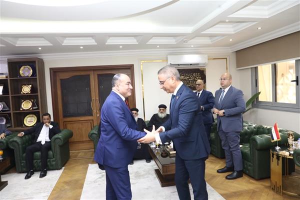 النائب عمرو رشاد يقدم التهنئة لمحافظ الجيزة بمناسبة عيد الأضحى المبارك