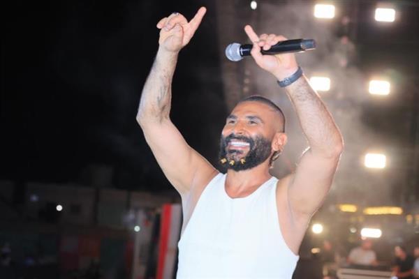 أحمد سعد يتألق في حفل العيد بالغردقة