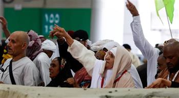   حجاج بيت الله يرمون الجمرات في ثاني أيام التشريق