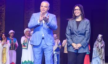   وزيرة الثقافة تفتتح غرام في الكرنك على مسرح البالون