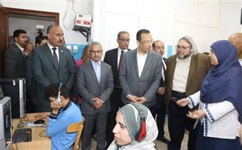 وزير الاتصالات يستجيب لطلبات مدرسة النور للمكفوفين ببني سويف