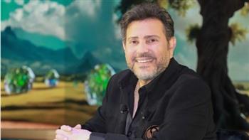   رشوان توفيق يودع هاني شاكر بكلمات باكية: "رحل الإنسان قبل الفنان"