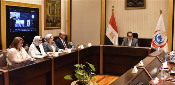 وزير الصحة يعقد اجتماعًا مع نخبة خبراء لبحث تطوير منظومة زراعة الأعضاء