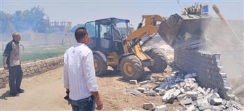   محافظ أسيوط: لا تهاون مع البناء المخالف