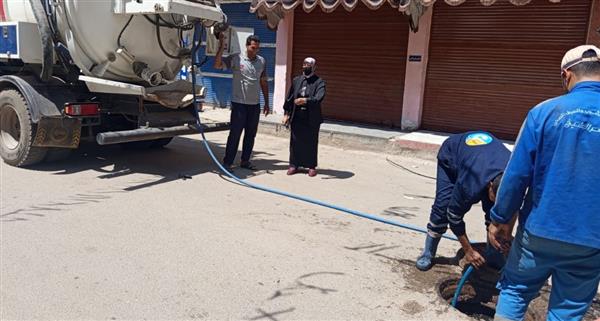 محافظ كفر الشيخ يتابع تحسين خدمات الصرف بدسوق