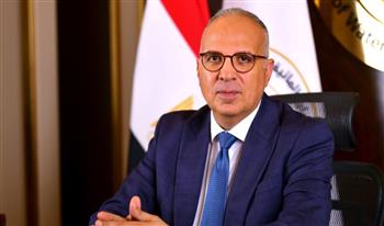   وزير الري يتابع حالة محطات رفع المياه 