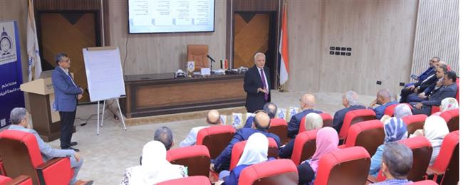 جامعة الريادة تناقش الجاهزية الأكاديمية والاعتماد البرامجي