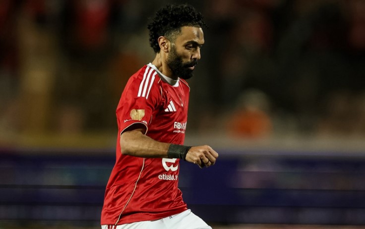 الأهلي يتحرك لتجديد عقد حسين الشحات قبل مواجهة المصري