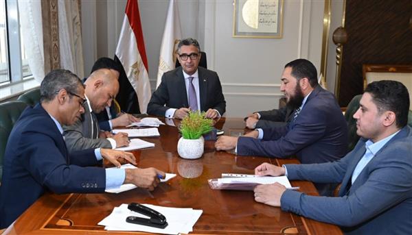 وزير التموين: سرعة الاستجابة لمطالب المواطنين أولوية