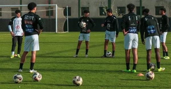 منتخب الناشئين يؤدي مرانه الأخير قبل السفر للمغرب